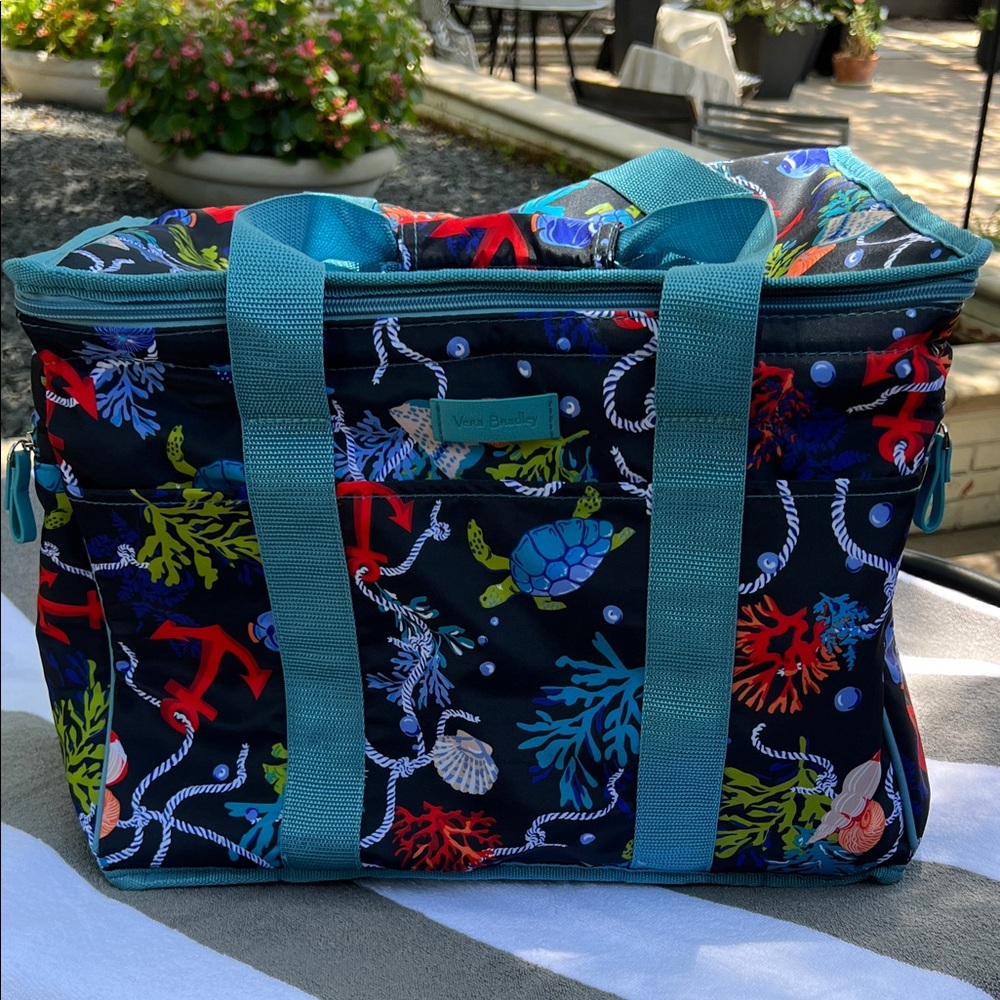 Vera Bradley Insulated Cooler Bag - Spring Tide Navy with Teal Accents